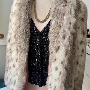 Vintage Jordache Faux Snow Leopard Fur Animal Print, USA Fully Lined, Original Garment Bag, Amazing Piece, Size Large, Great Condition!