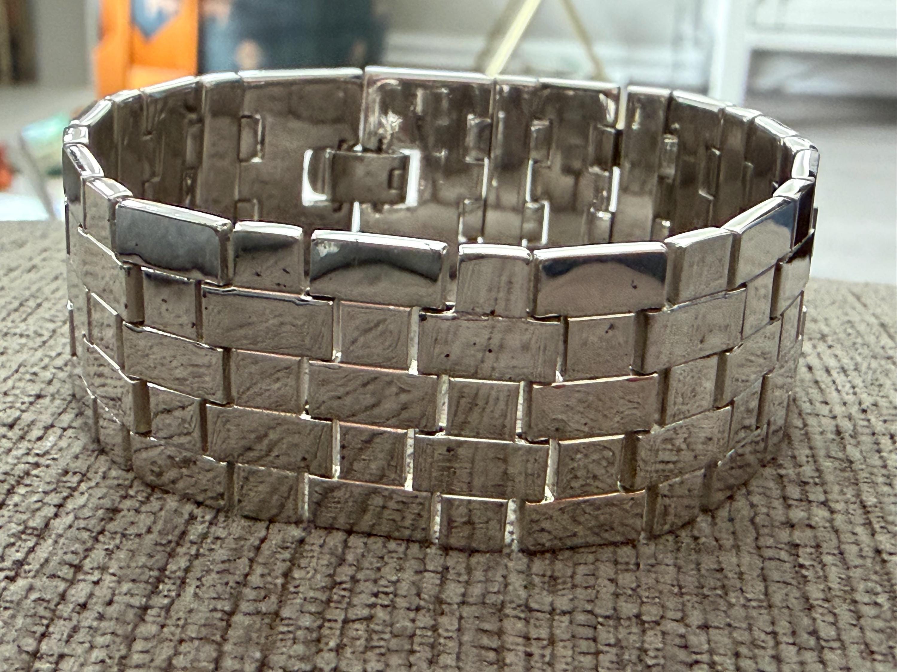 Silver Trifari Bracelet - Etsy display picture 1