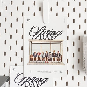 BTS Bus Stop / Minimal Print / Wandbild Kartell Kpop Merch Vintage