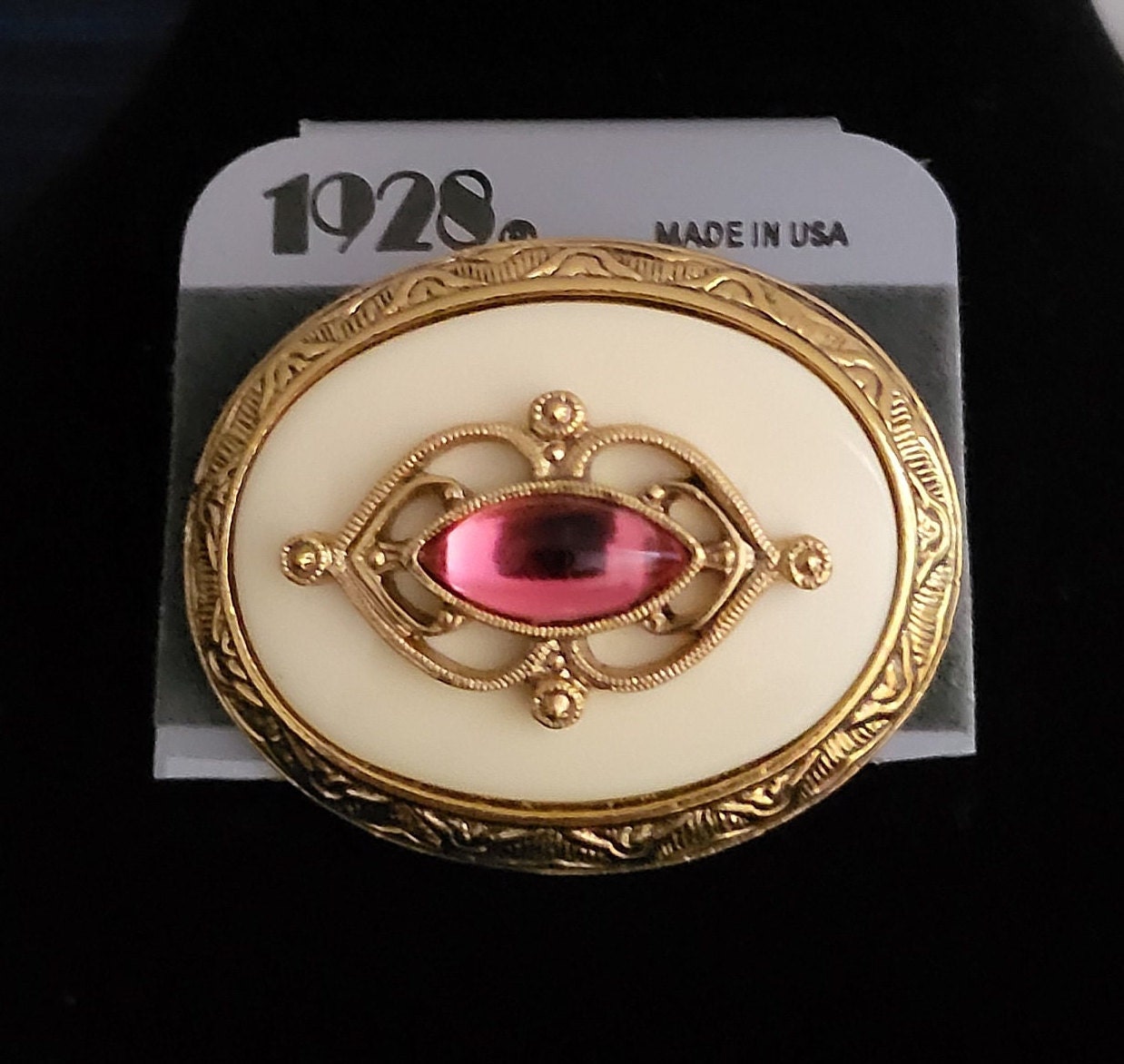 Buy Victorian Style Gold Tone Pin Brooch Vintage 1928 Jewelry Co. Online in  India 