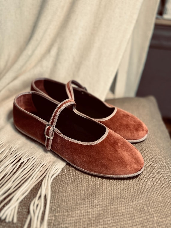 friulane, mary jane, ballerina, velvet slippers, Venetian, mary jane shoes, italian shoes, friulane with strap, velvet mary jane