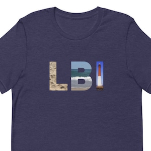 Camiseta LBI Long Beach Island con playa, océano y faro