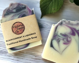 Schwarze Johannisbeere & Süßholz natürliches handgemachtes Seifenstück, mit Kakaobutter angereichert, organisch, vegane Hautpflege, trockene Haut, Geschenk für Sie