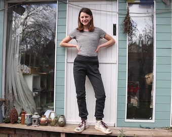 W&W Field Trip Joggers - TEEN Female/Curve Fit Digital Downloadable PDF Sewing Pattern (Teen 10 - Teen 20)