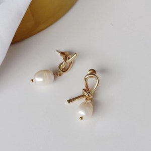 Mismatched Knot and Pearl Dangling Earrings, Natural Pearl Dangle Earrings, Gold Earrings, Gift for her, Christmas Gift