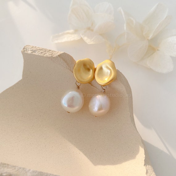 Small Exquisite Freshwater Pearl Design Stud Earrings 14k - Temu