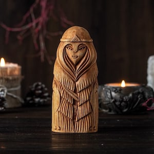 Freyja Goddess, Goddess statue, Norse goddes statue, viking statue, Freyja Goddess, pagan altar, Asatru, norse gods