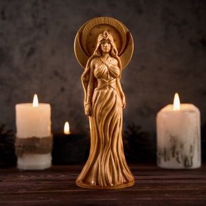 Luna Goddess statue, Selene Goddess, Luna Norse Goddess, pagan statue, Wicca statue, Wicca altar, moon statue, moon witch