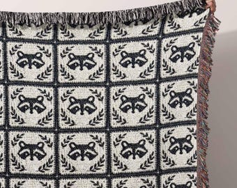 Cute Raccoon Blanket Woven Animal Throw, Fall Woodland Cabin Wildlife Decor, Cozy Nursery Home Decor Gift, Fringe Tapestry Blanket Wall Art