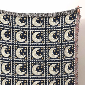 Woven Blanket Celestial Tapestry Blanket, Granny Square Astrology Aesthetic Throw Cotton Blanket Bedding Dorm Decor Gift Housewarming gift