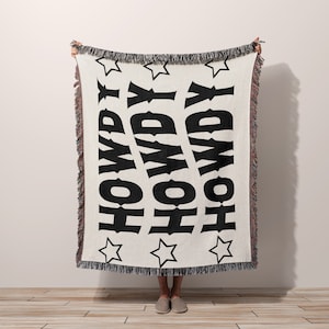 Howdy Woven Throw Blanket: Coastal Cowgirl Dorm Decor