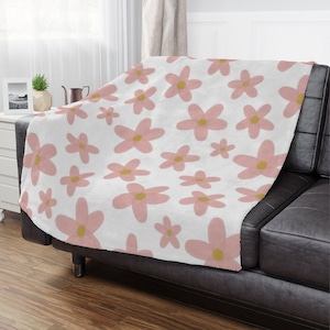 Plush Throw Blanket Pink Daisy | Retro Groovy Flower Pattern | Pink Yellow Green| Kid Bedroom, Nursery, Student Dorm, Living Room, Bedding