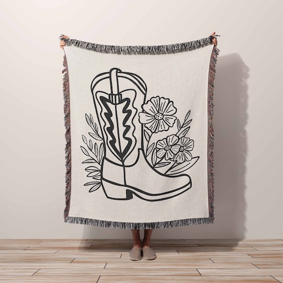 Cowgirl Throw Blanket , Cute Floral Boot Country Western Aesthetic, Rustic Farmhouse Decor Gift for Mom, Sister, Aunt Dorm Room Decor,