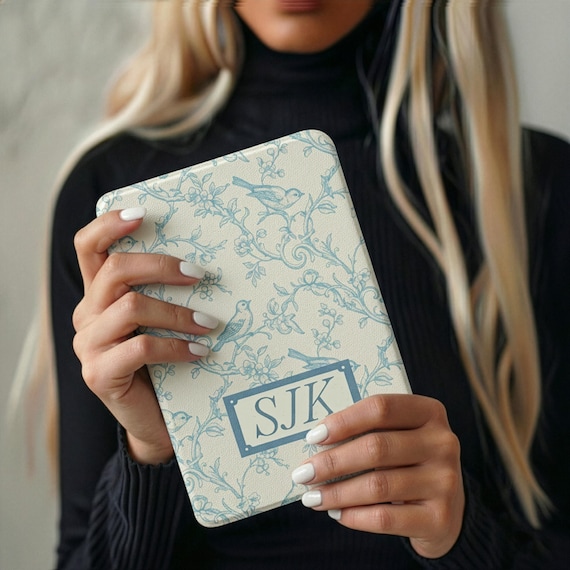 Personalized Toile Kindle Case, Custom Name Cover for Paperwhite 7” Monogram Cover, Blue Chinoiserie Bird Book Lover Gift