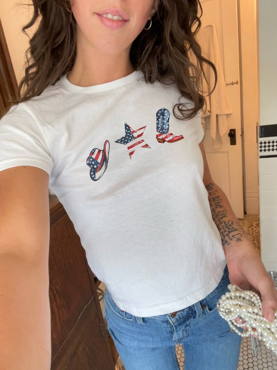 Y2K Baby Tee Cowboy Cowgirl 4th of July Summer Aesthetic, 2000s Crop Top, Country Music Festival Top, Cute Graphic shirt American Flag shirt