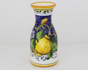 Carafe à vin en céramique italienne citron et fleurs sur motif toscan bleu