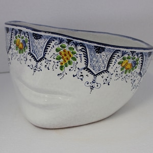 Italian ceramic cache pot &quot;Face&quot; unique piece &quot;Fruttina&quot; Florentine pattern