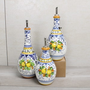 Italian Ceramic Oil Cruet, olive oil bottle Florentine pattern "Little lemons" cruet made in Italy