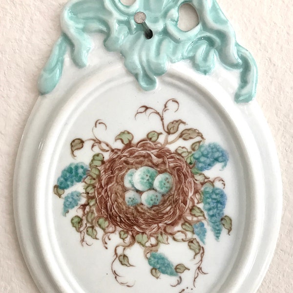 WallArt Porcelain Plaque 7"X41/2" baby Bird Eggs Nestled in A Nest Ready to Hatch  signed by Lissi Kaplan