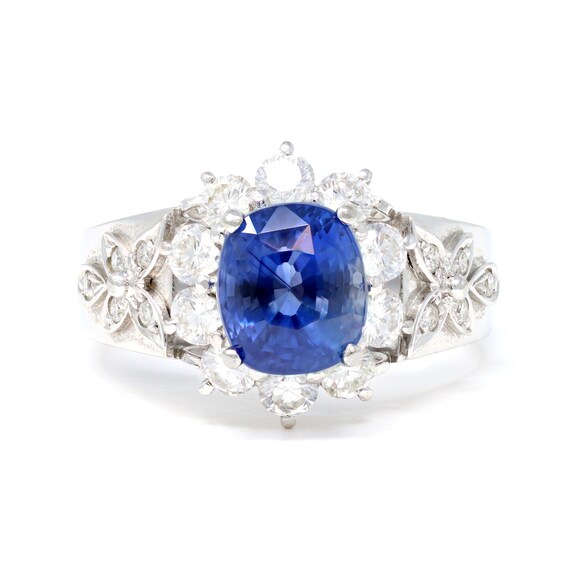 Sapphire and Diamond Cocktail Ring CA 1980 in 18K