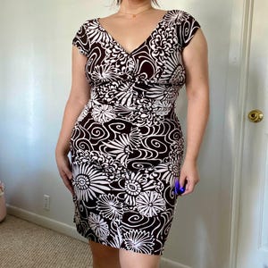 Vintage brown floral midi dress