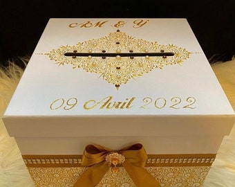 Decorated urn, ideal for weddings