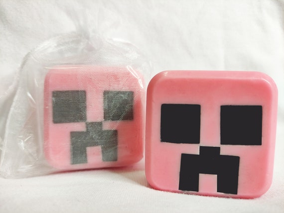 Pink Creeper° Minecraft Mob Skin