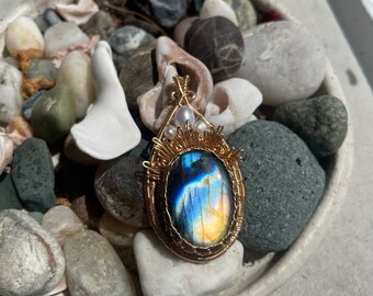 Labradorite Wire Wrapped Pendant | Circlet of The Nymphs