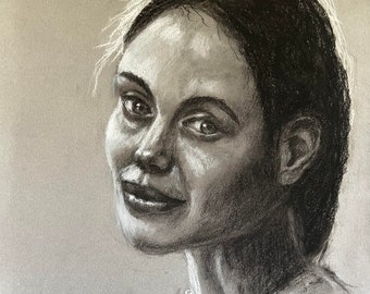 Kohle, Frauenbildnis. Frau Porträt Zeichnung.