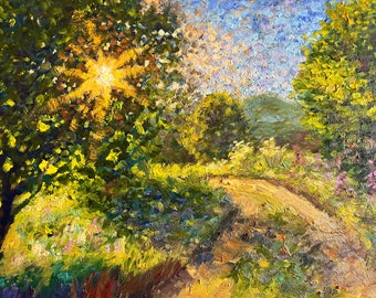 Warme und sonnige impressionistische Sommerlandschaft mit Sonne durch den Baum.