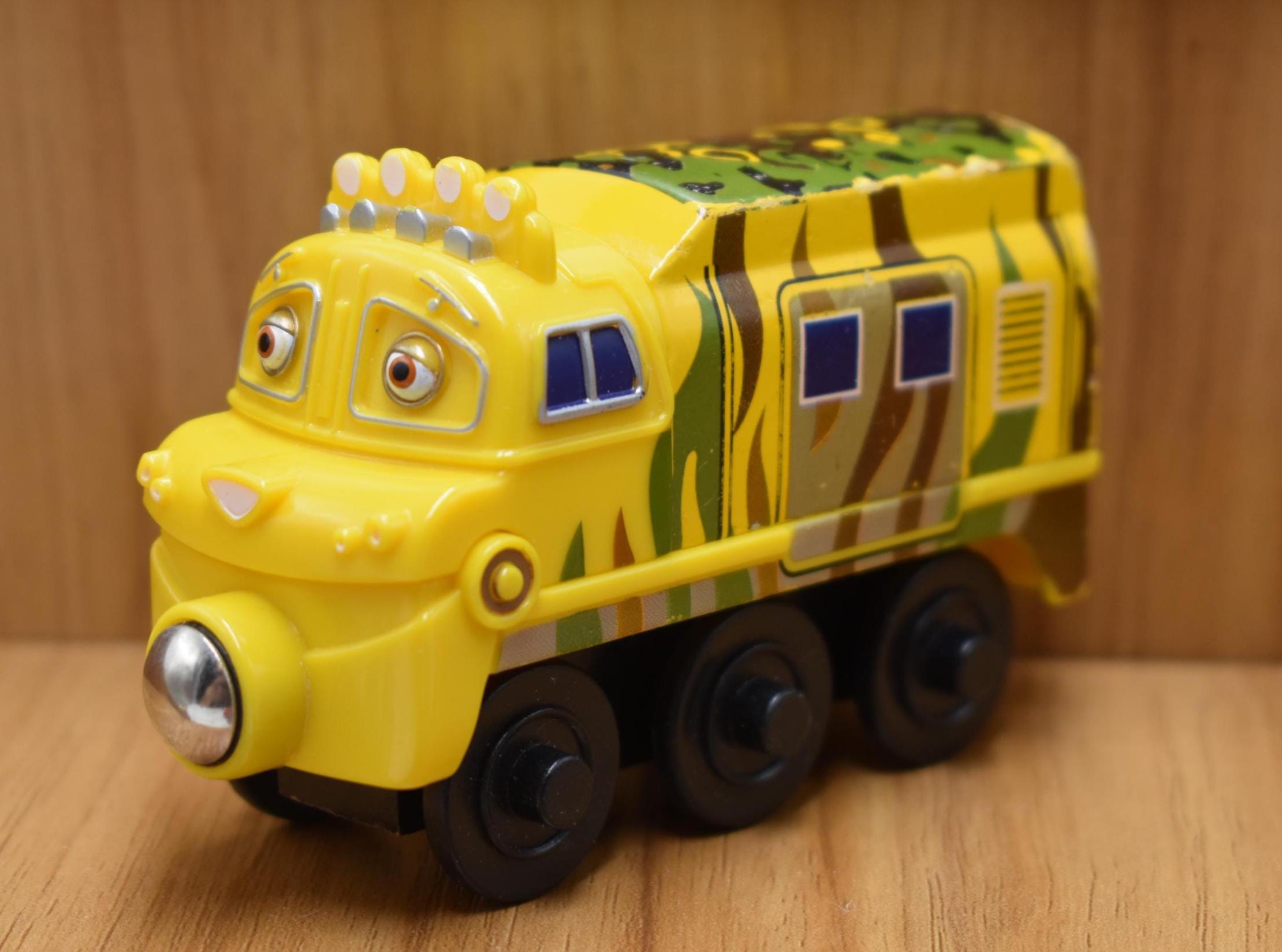 チャギントン木製鉄道の列車（緑色塗装）ウィルソン、キャリー、ホッジ