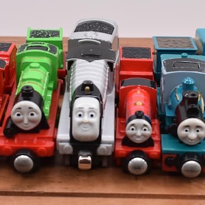 Thomas & Friends Trackmaster Engines: Gordon Shane James Mike Spencer Ferdiand Henry Connor