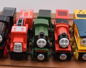 You Choose Thomas & Friends Engines and Tender Hiro 51 Green Emily Flynn Fire Truck Rebecca Red James