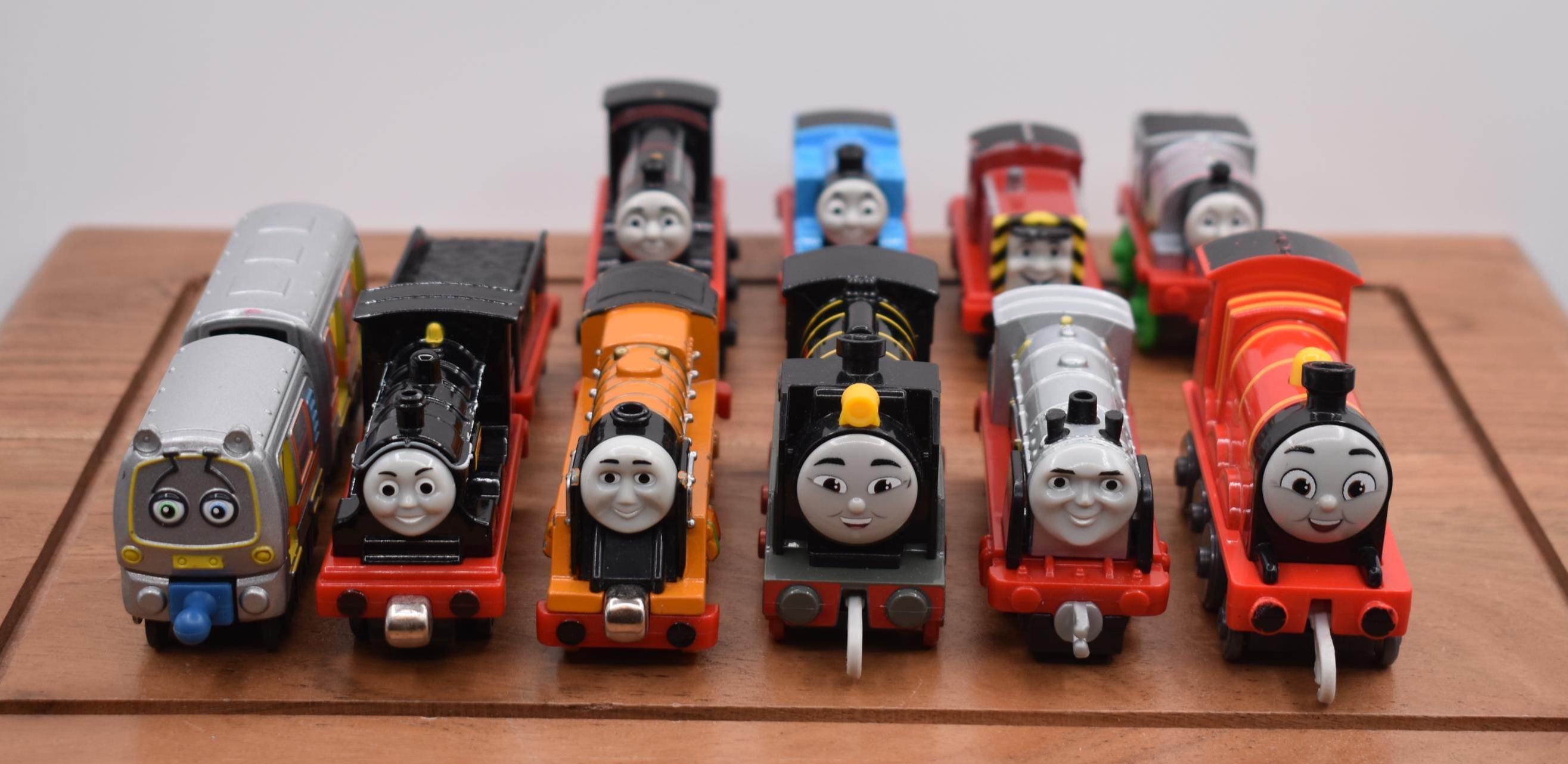 トーマス:キンテイド作　タイトリ春　日曜日の散歩道」 ダイキャスト製列車を選ぼう！ テイクアンドプレイ シーモンスター