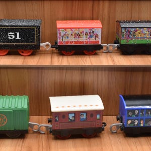 You Choose Thomas and Friends Trackmaster Tender for Battery Operated Trackmasters Replacement Passenger Car, Box Car, Hiro Raul Thomas more