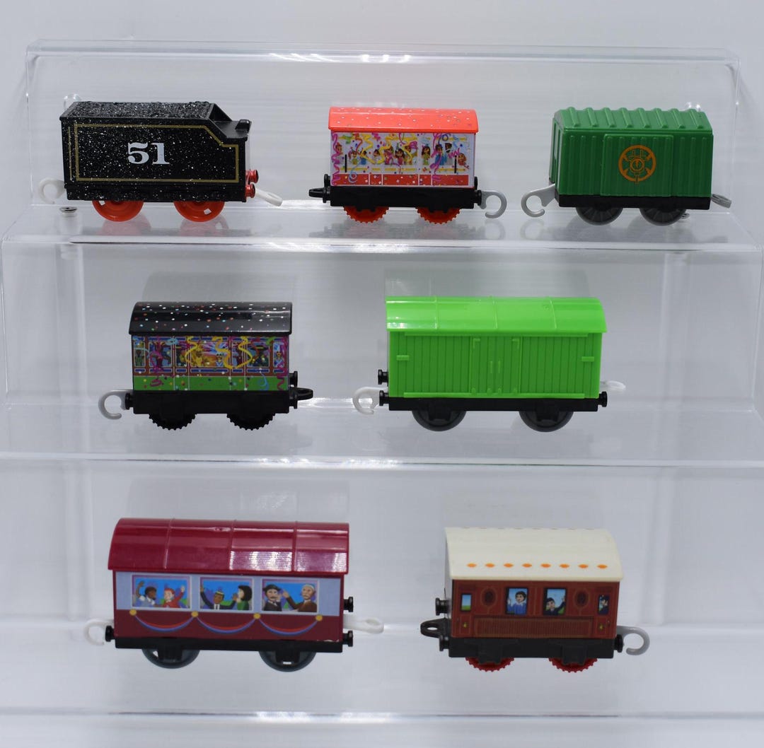 You Choose Thomas and Friends Trackmaster Tender for Battery Operated ...