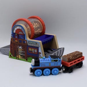 Ulfstead Lumber Wood Chipper w/ Thomas - Thomas & Friends Wooden Railway Trains