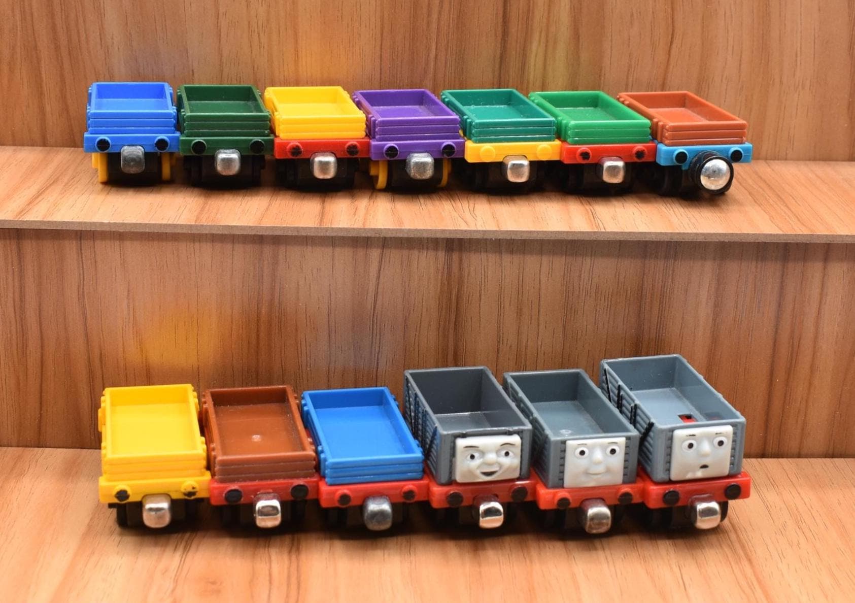 珍パッケージ版 日本未発売 メタル製 トーマス&フレンズ ビクターテイクンプレイ Thomas take n play - Etsy 日本