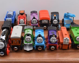 年代物　木製トーマスと仲間たち 1990年代の木製列車トーマスと仲間たち 7両セット（写真の通り