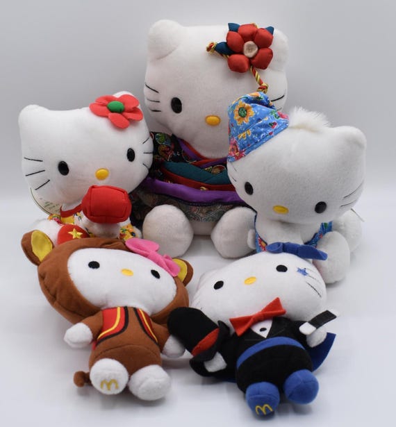 Vintage Hello Kitty Plush 1976 - 2000 Sanrio Co. Japanese Kimono