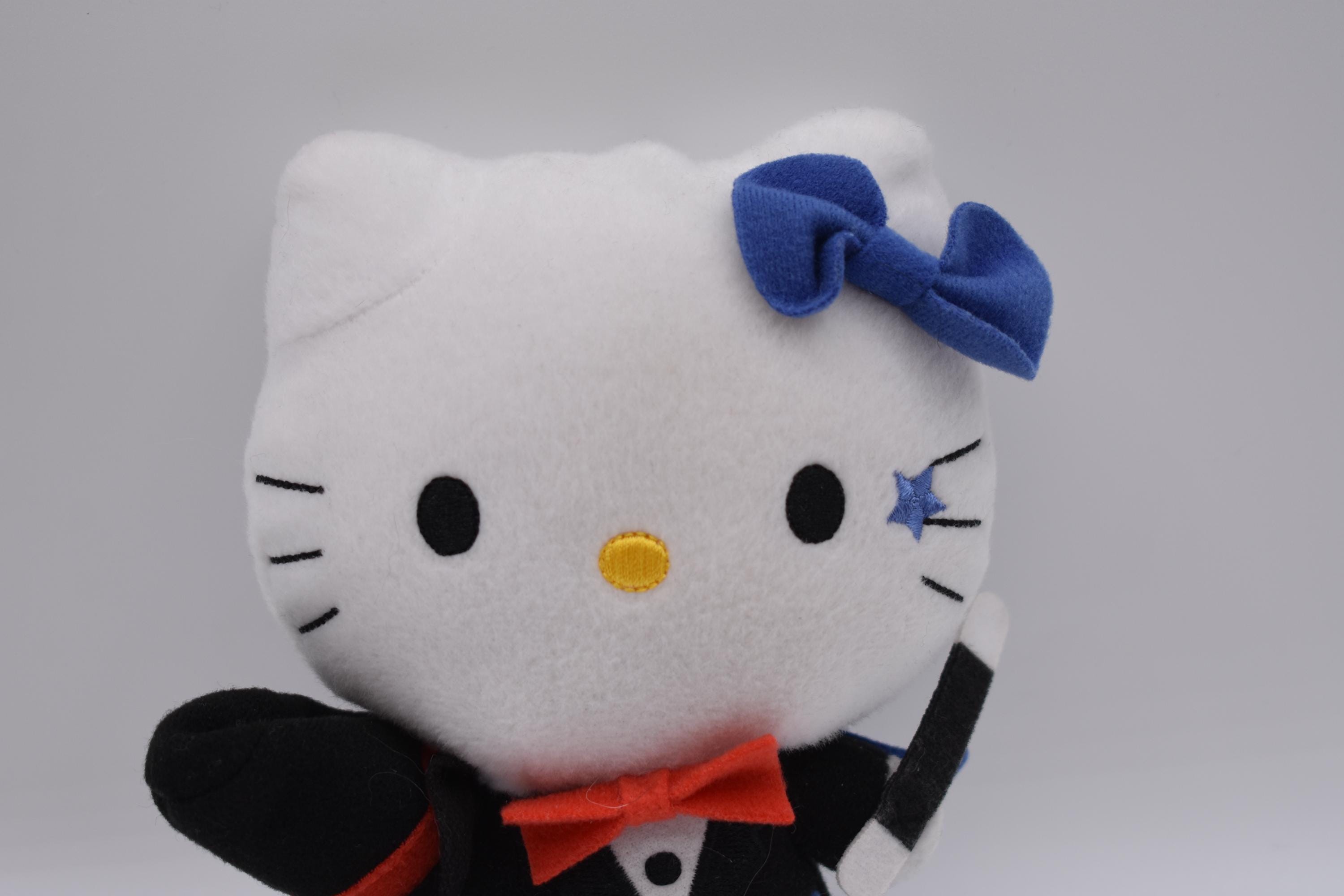 Vintage Hello Kitty Plush 1976 - 2000 Sanrio Co. Japanese Kimono