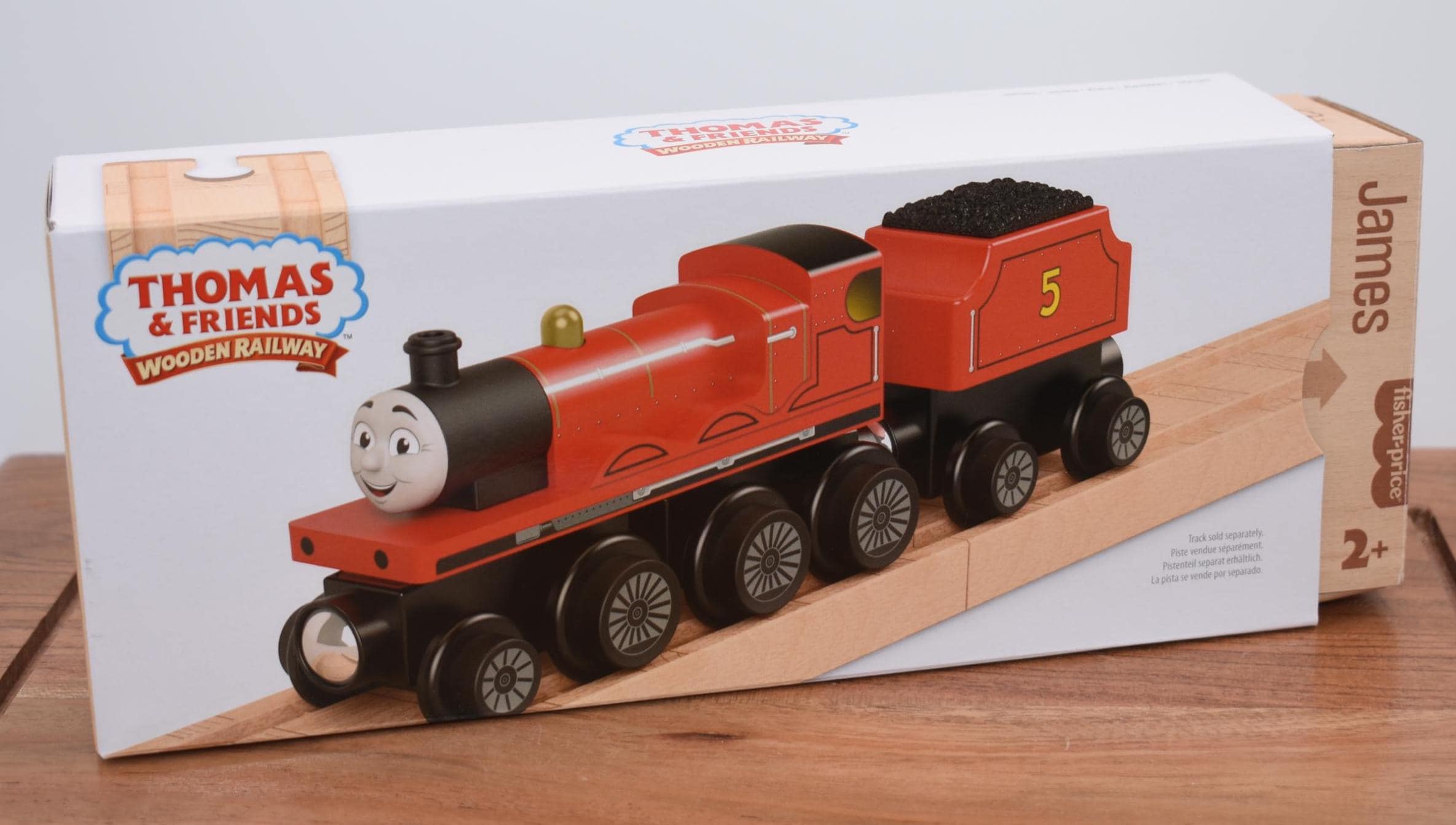 トーマスと仲間たちの木製レールシリーズの列車を選ぼう！レベッカ