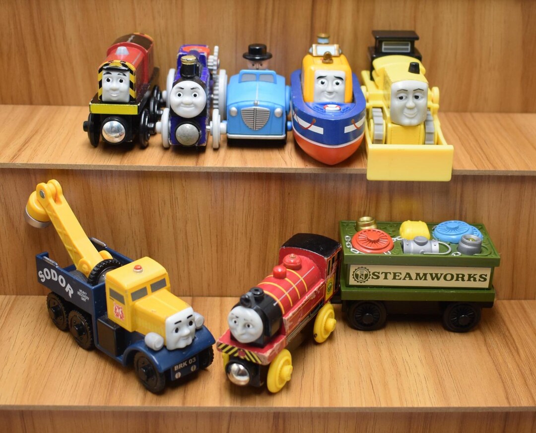 You Choose Thomas and Friends Wooden Railway Train Engines Butch Fergus ...