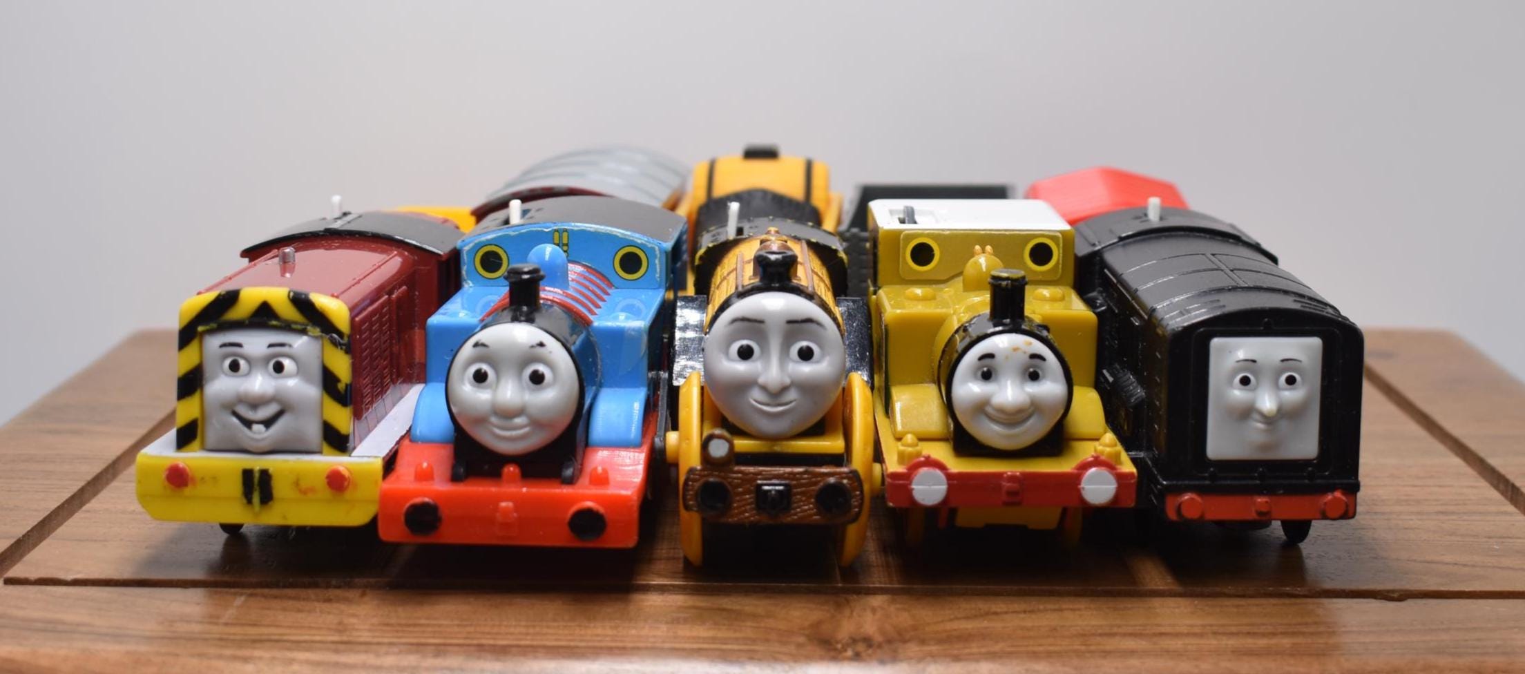 You Choose - Thomas & Friends Trackmasters Motorized Engines Tender Thomas Diesel Stepney Salty Rocket - Battery Operated Trains Trackmaster