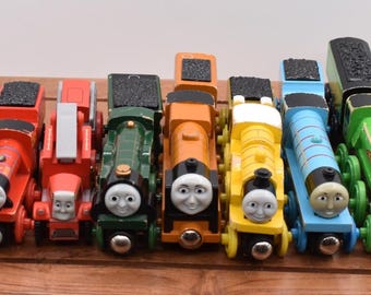 Jij kiest Thomas and Friends Trackmasters and Tenders Flynn Fire Truck Mike and Tender Flying Scotsman Gordon Molly Murdoch Emily Green