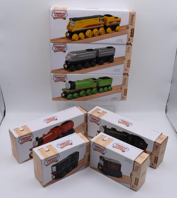 トーマスと仲間たちの木製レールシリーズの列車を選ぼう！レベッカ