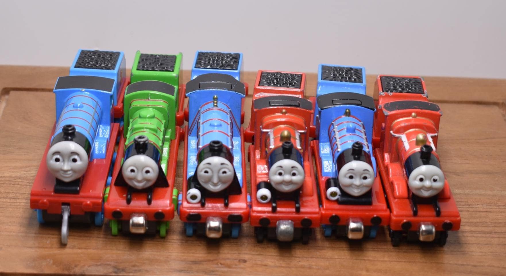 You Choose Thomas & Friends Diecast Push Along Trains and Tenders Edward James Gordon Green Henry Talking James Talking Gordon