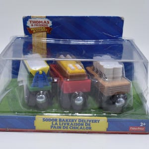 Sodor Bakery Delivery - Thomas & Friends Wooden Railway Fisher-Price Trains - Cargo Cars - Kids Love Thomas the Train and Friends