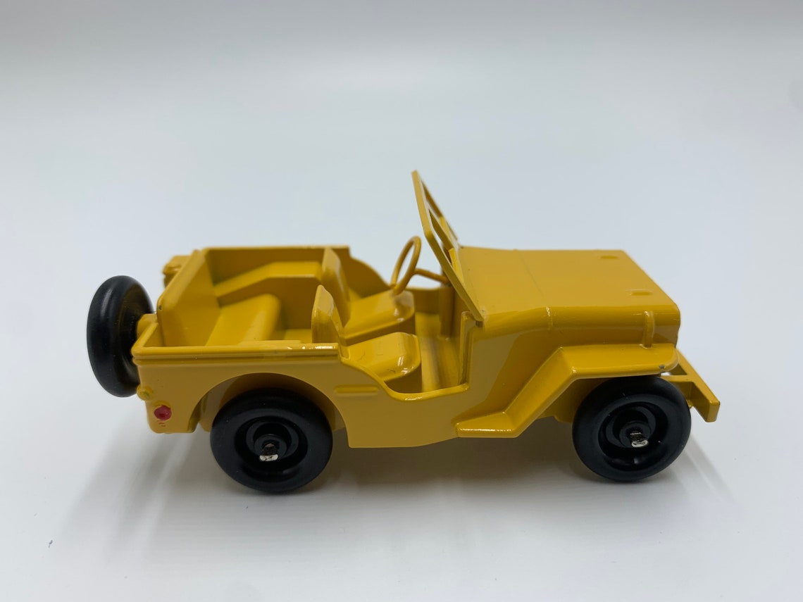 dinky toys jeep 25y
