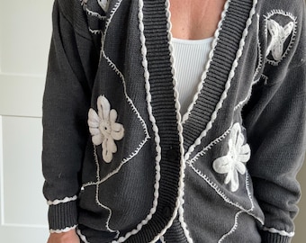Cárdigan grande vintage gris y blanco, suéter, gris, con estampado floral